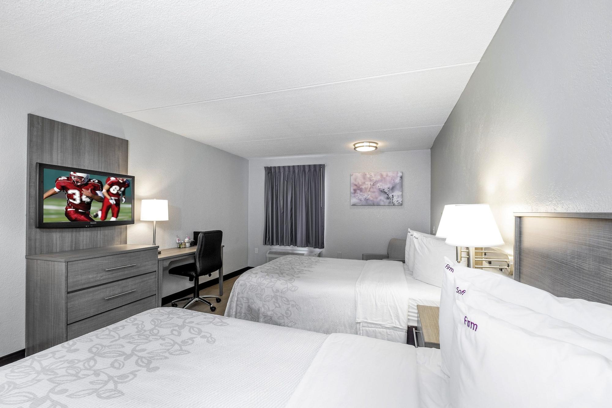 Red Roof Inn Plus Boston - Mansfield - Foxboro Extérieur photo