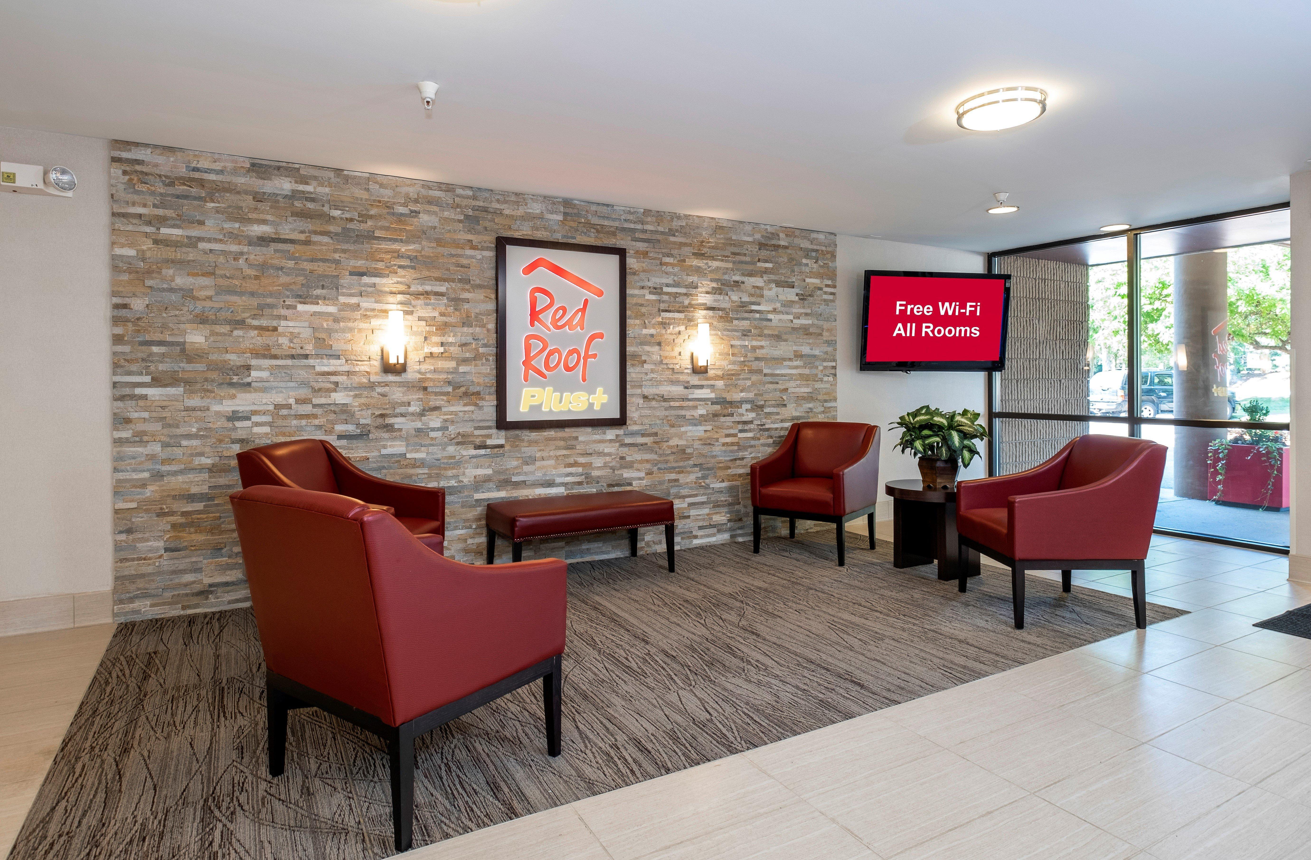 Red Roof Inn Plus Boston - Mansfield - Foxboro Extérieur photo
