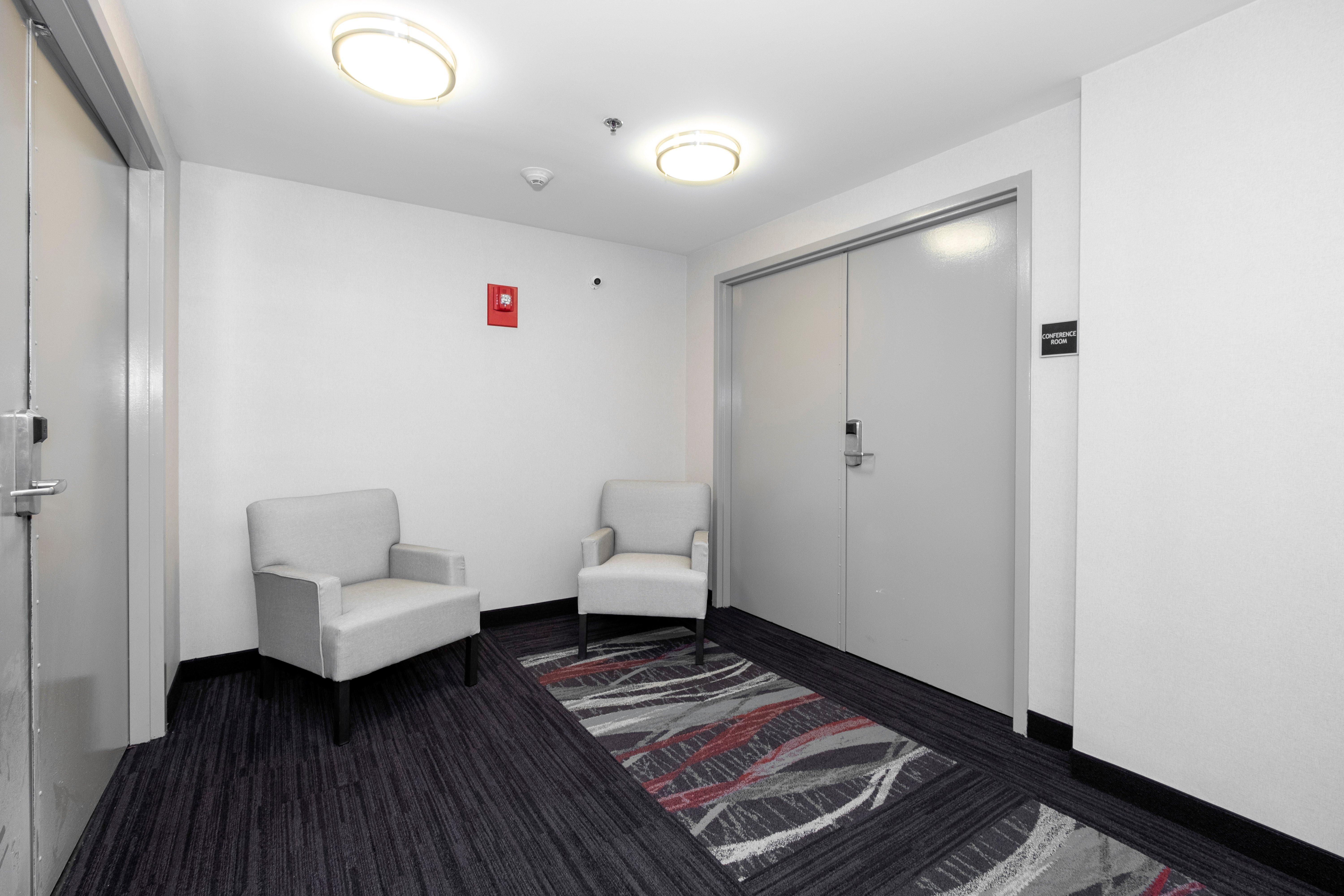 Red Roof Inn Plus Boston - Mansfield - Foxboro Extérieur photo