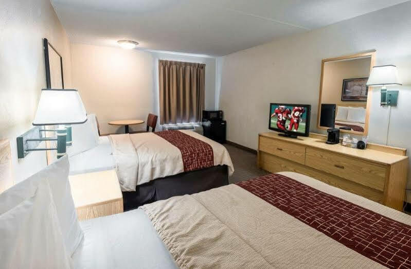 Red Roof Inn Plus Boston - Mansfield - Foxboro Extérieur photo