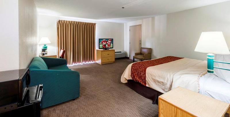 Red Roof Inn Plus Boston - Mansfield - Foxboro Extérieur photo