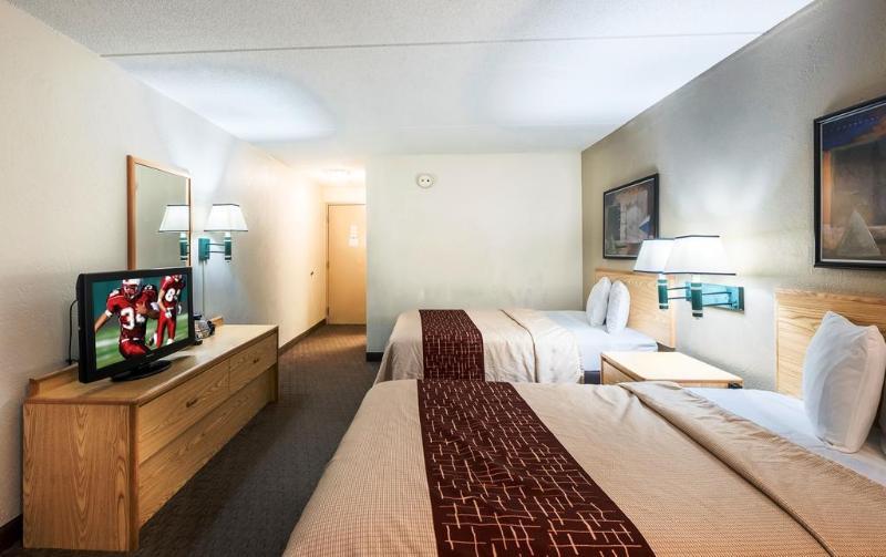 Red Roof Inn Plus Boston - Mansfield - Foxboro Extérieur photo